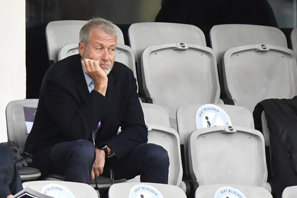 Former Chelsea owner Abramovich loses legal action against EU sanctions