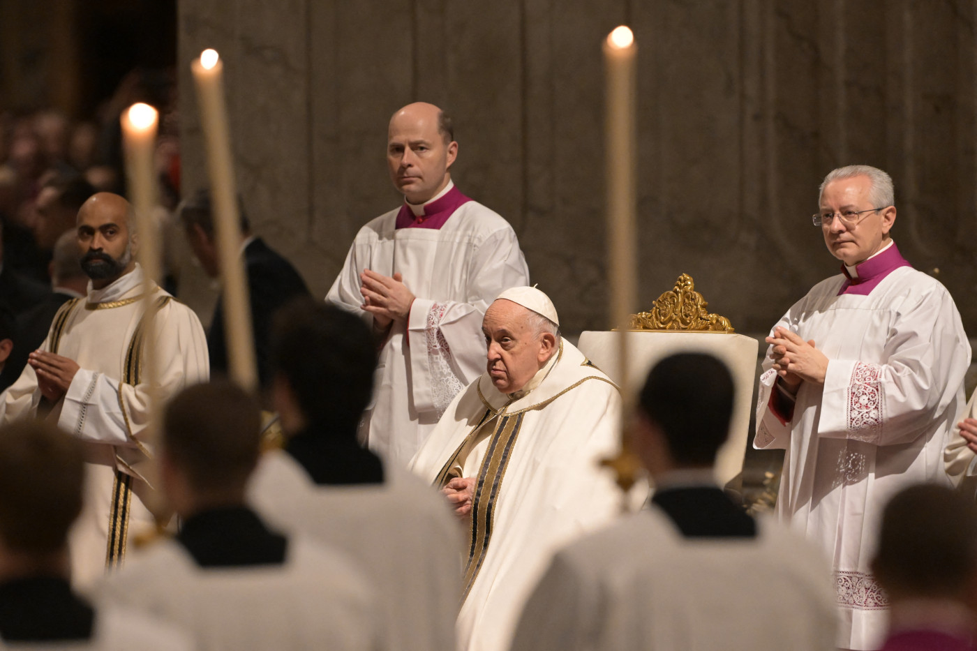 ‘Our hearts in Bethlehem’, says Pope in Christmas Eve mass, shadowed by war