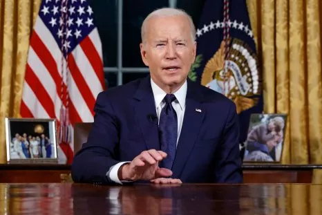 Biden Compares Putin to Hamas as US Navy Takes Rare Action to Defend Israel