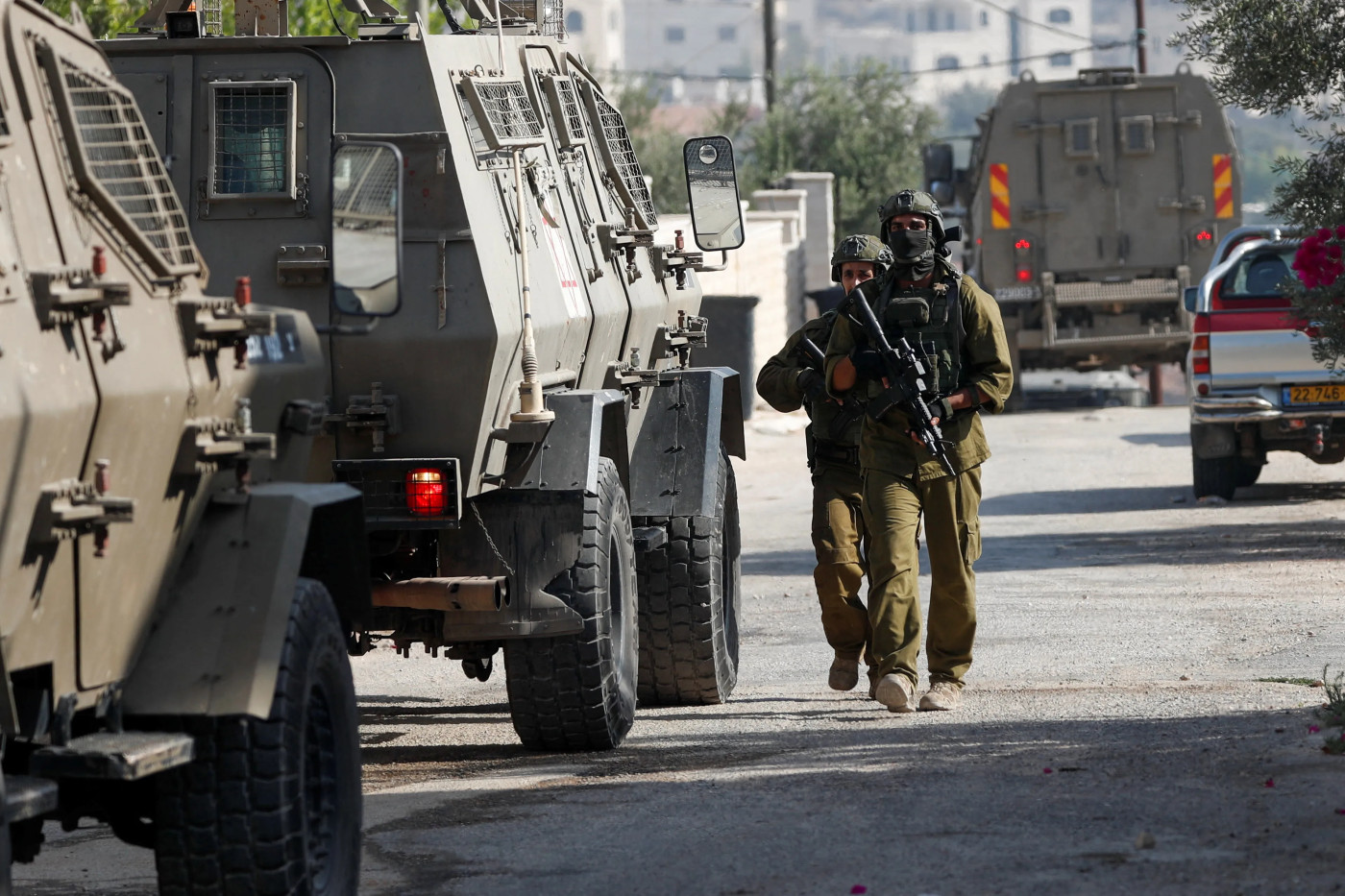 ‘Unparalleled’: Israeli army raids Ramallah, more occupied West Bank cities