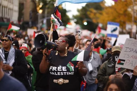 California Protesters Block Military Ship From Leaving for Israel