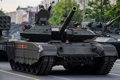 Video Shows Destruction of Russia's Advanced T-90 Tank: 'Just Disappeared'