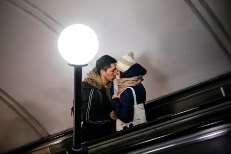 Russian Couple Arrested for Marriage Proposal on Subway