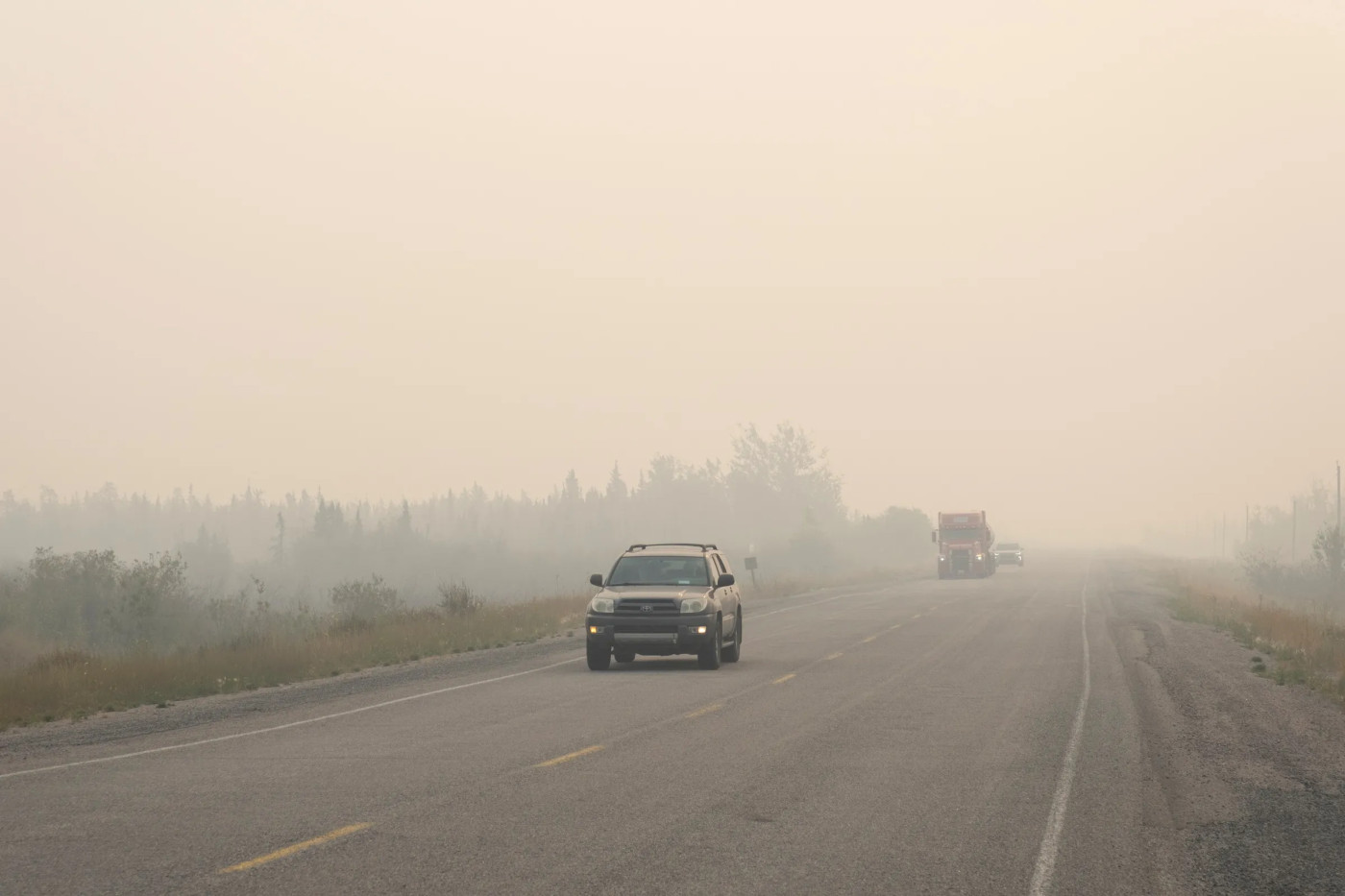 Thousands flee as ‘unprecedented’ fires hit Canada’s Northwest Territories