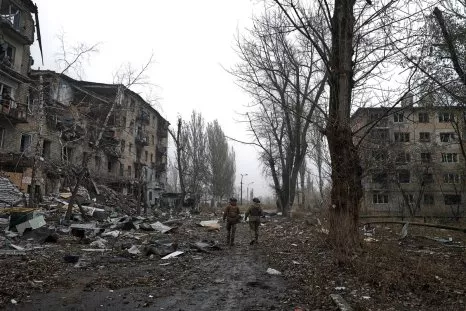 Russian Jets Keeping Their 'Distance' From Avdiivka: Ukraine