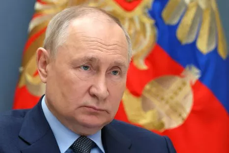 Putin Discusses Stopping 'Tragedy' of Ukraine War