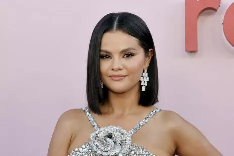 Selena Gomez Roasted on Social Media After Contrasting War Posts