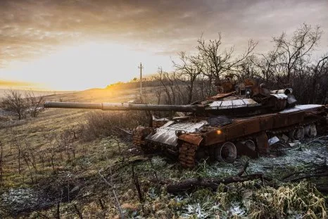 Ukraine Asgard Group Takes Out Russian T-72, Two Air Defense Systems: Video