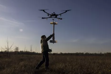 Ukrainian Drone Pilot 'Sets Record' With 12-Mile Hit on Russian Tank