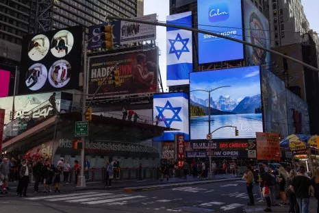 Fact Check: Did Israel Ad Bump Ukraine Ad From Times Square Banner?