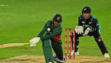 Live updates: Blackcaps v Bangladesh - second Twenty20 International from Mt Maunganui's Bay Oval