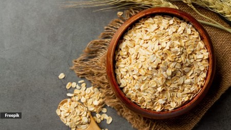 Nutrition alert: Here’s what a 100-gram serving of oats contains