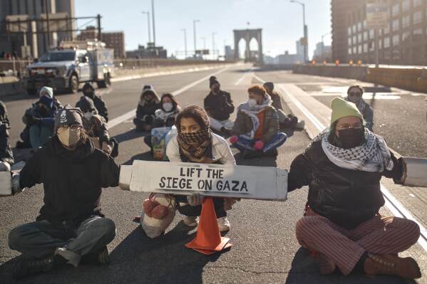 Gaza cease-fire protests in New York block bridges, and over are 300 arrested