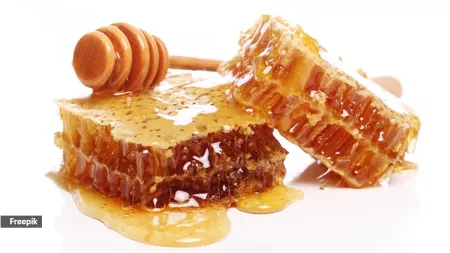 Nutrition alert: Here’s what a 100-gram serving of honey contains