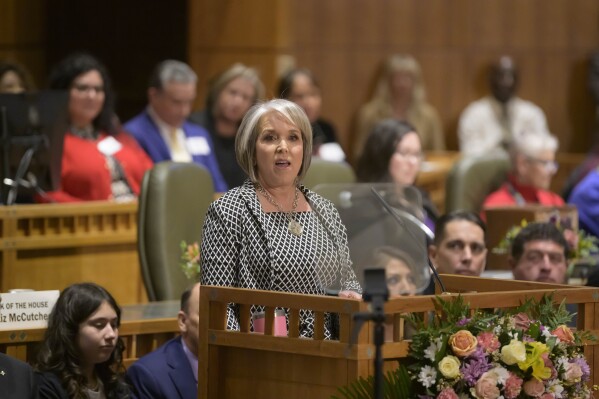 New Mexico’s financial surplus and crime set the stage for the governor’s speech to lawmakers