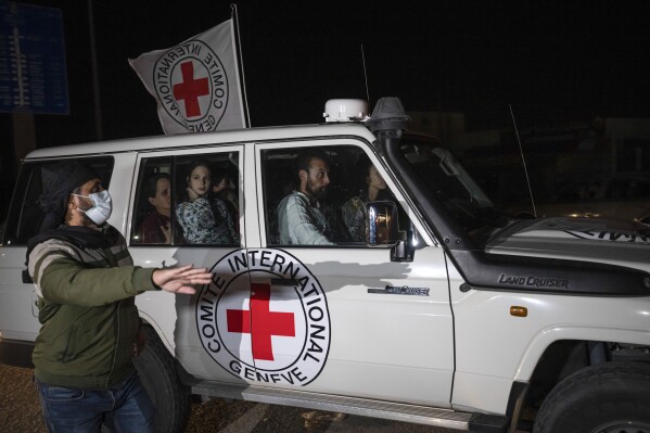 Snubbed by Netanyahu, Red Cross toes fine line trying to help civilians in Israel-Hamas conflict