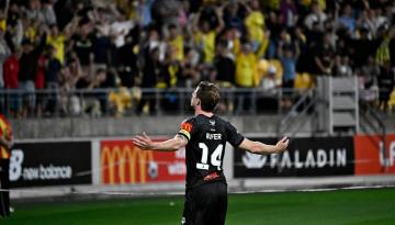 Football: Wellington Phoenix desperate for 'Up the Wahs' catchcry amid A-League success