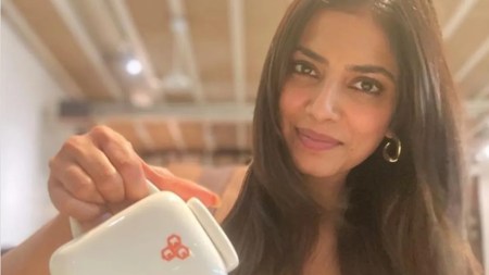 Malavika Mohanan finds it ‘tough’ to balance the core; here’s a guide to help