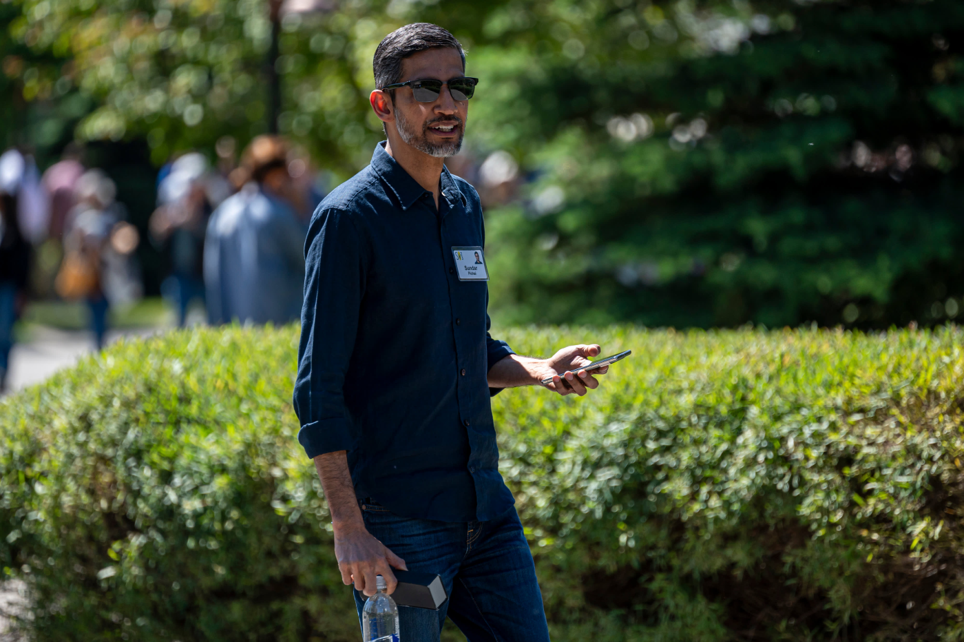 Alphabet set to report fourth-quarter earnings after the bell