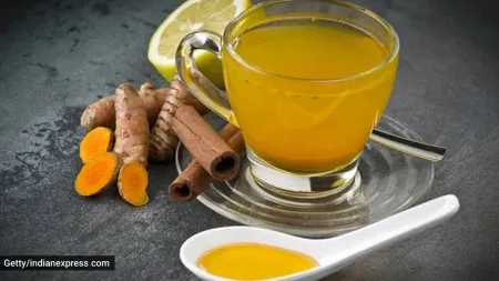 Is it advisable to start your mornings with raw turmeric tea like chef Shipra Khanna?