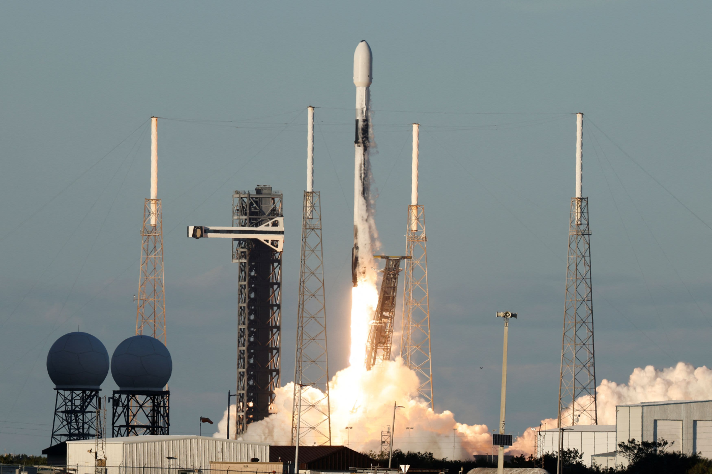 SpaceX files to move incorporation site from Delaware to Texas