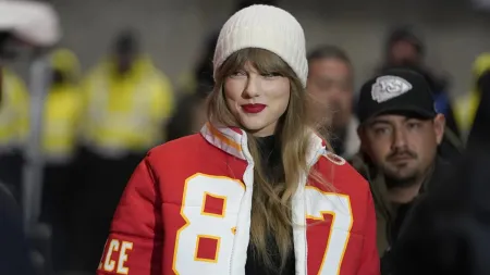 Fashionable fan apparel is in the spotlight. There’s still an untapped market for the NFL