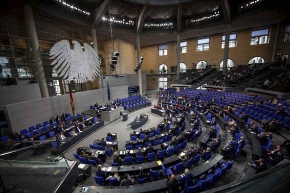 German lawmakers back sending further long-range weapons to Ukraine, but vague on details