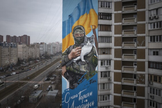  PHOTOS: War-themed murals in Kyiv honor Ukraine’s fallen soldiers