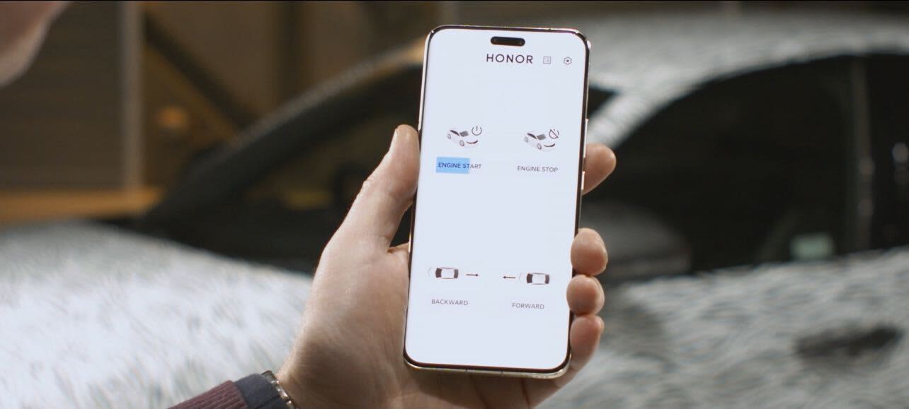 Huawei spin-off Honor shows off tech to control a car with your eyes and chatbot based on Meta's AI