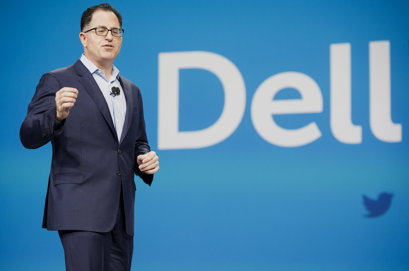 Dell shares soar 15% after beating earnings expectations, cites rising demand for AI servers