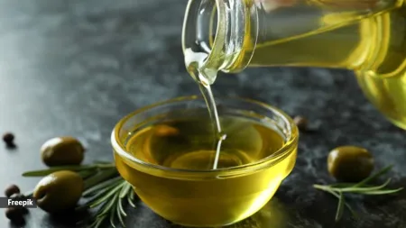 Drinking olive oil: a health and beauty elixir or celebrity fad in a shot glass?