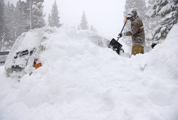 Key Northern California highway closed as snow continues to fall in the blizzard-hit Sierra Nevada