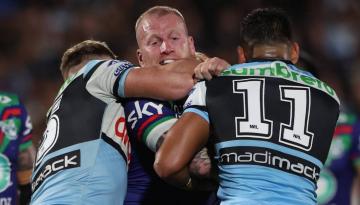 NRL: NZ Warriors fall to season-opening defeat against Cronulla Sharks at soldout Go Media Stadium