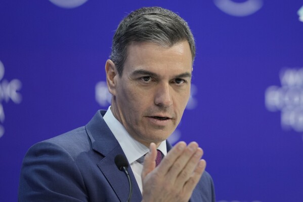 Spain’s prime minister says he will propose that parliament recognizes a Palestinian state