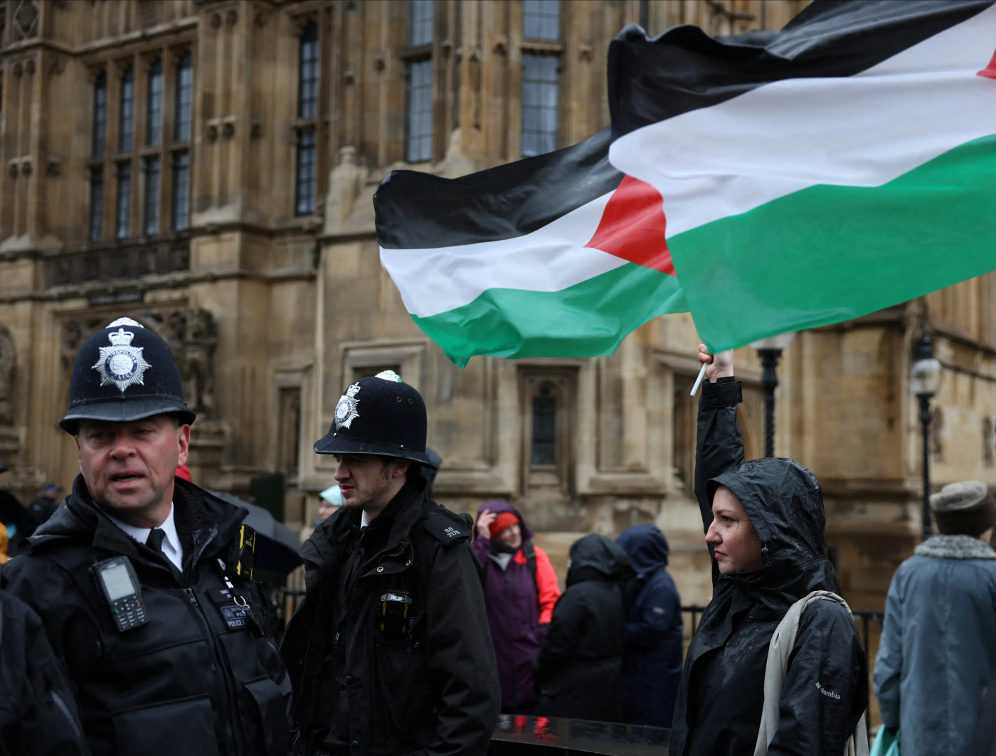 UK grants asylum to Palestinian citizen of Israel in ‘seismic’ U-turn