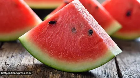 How does watermelon, mint, lemon drink help with glowing skin?