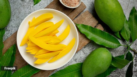 What happens to your body when you have raw mango every day this summer?