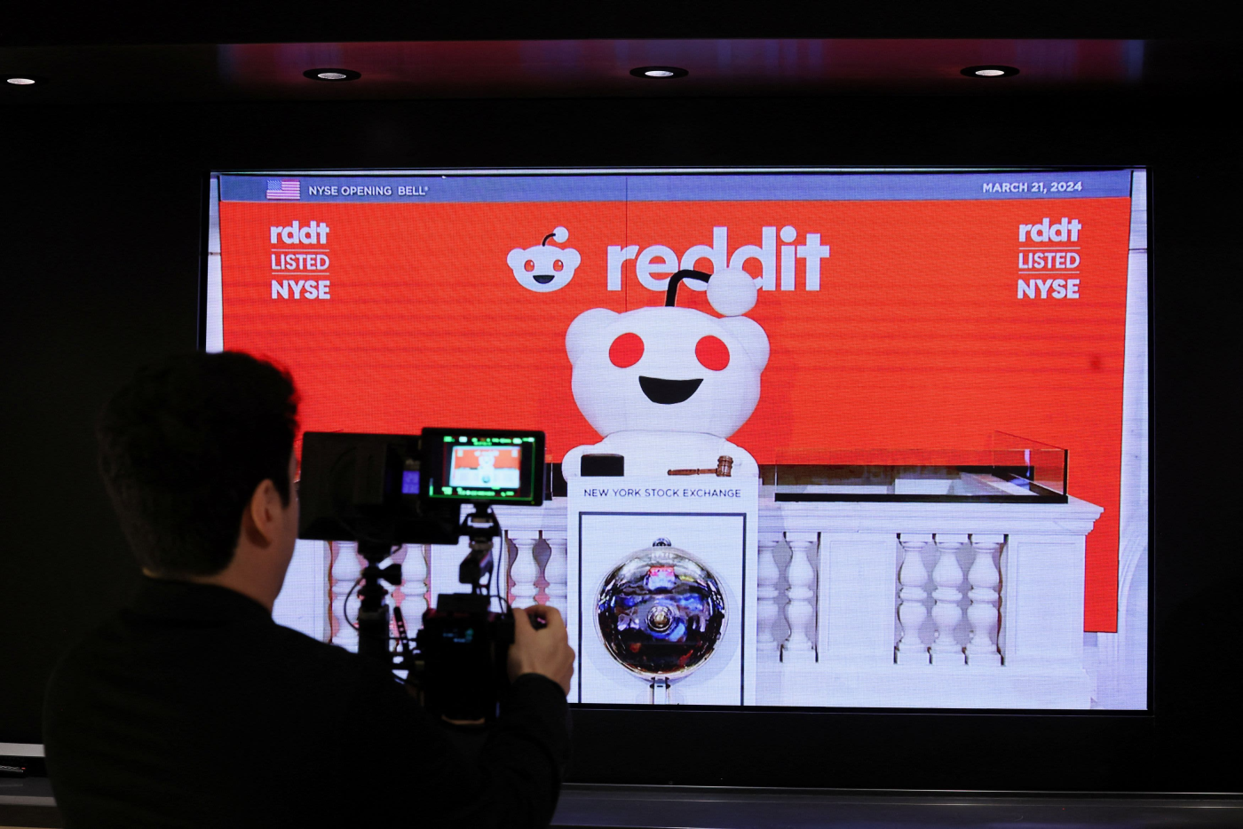 Reddit pops as much as 70% in NYSE debut after selling shares at top of range