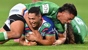 NRL: Warriors grind out gutsy season-first win over undefeated Raiders in Christchurch