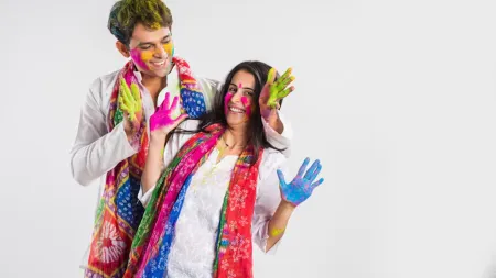 Holi 2024: Celebrate the festival in style with these fashion tips