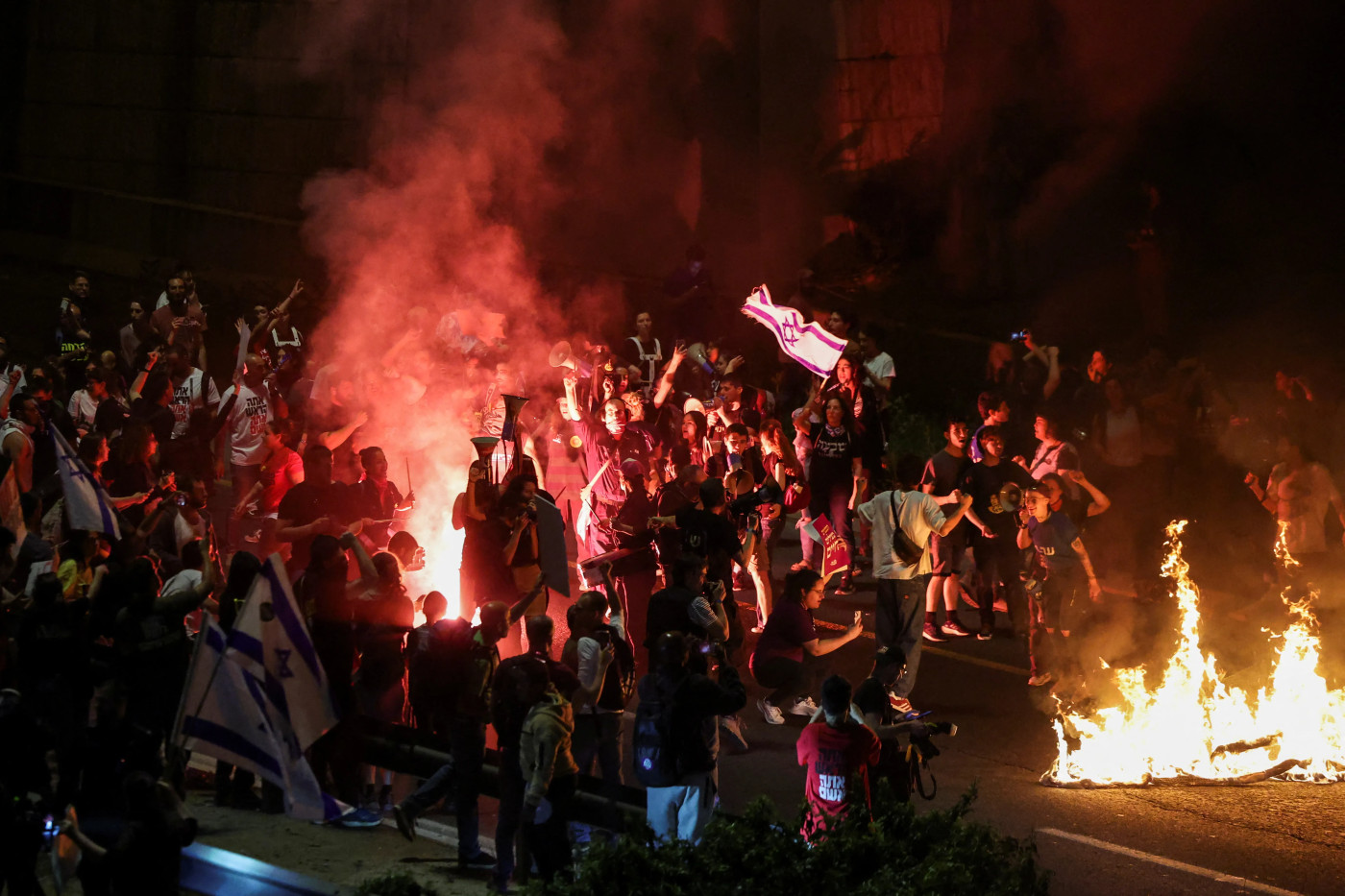 Tens of thousands of Israelis take part in anti-gov’t protests