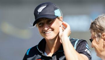 Cricket: Sophie Devine returns to White Ferns for final one day international against England 