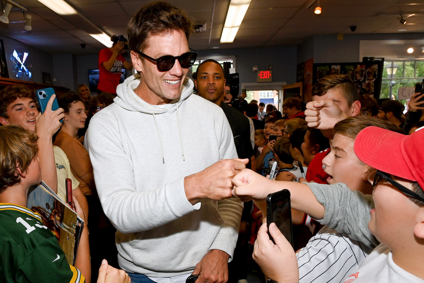 Brady, Jeter, Eli and Peyton Manning headline Fanatics’ effort to build a comic-con of sports