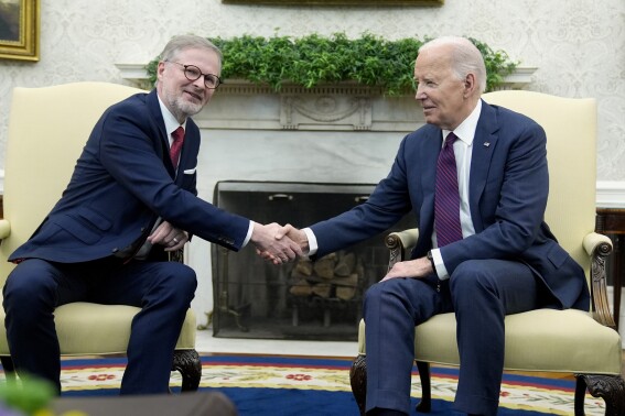 Biden hosts Czech leader at White House to promote Ukraine aid amid holdup in Congress