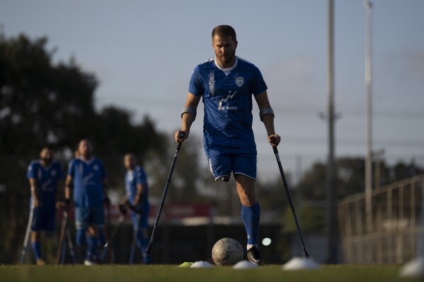 Soldiers who lost limbs in Gaza fighting are finding healing on Israel’s amputee soccer team