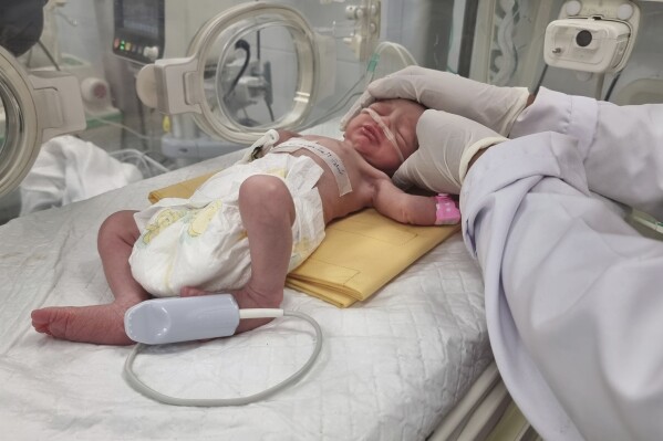 A Palestinian baby in Gaza is born an orphan in an urgent cesarean section after an Israeli strike