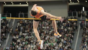 Athletics: Kiwi high jumper Hamish Kerr makes Olympics statement by soaring to Diamond League gold in China