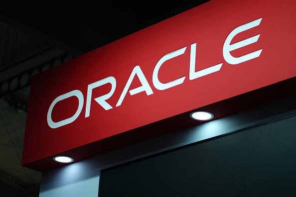 Oracle boosts its generative AI capabilities as cloud competition heats up