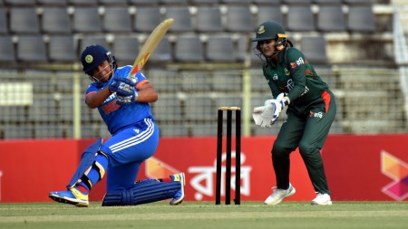 Renuka Singh stars with the ball, Harmanpreet top-scores as India beat Bangladesh easily in first T20I