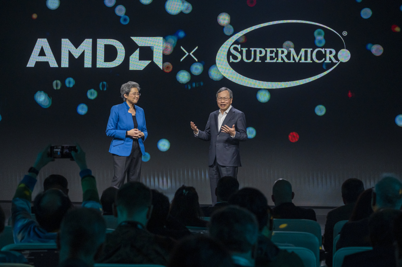 Super Micro pushes up full-year revenue forecast as it points to strong AI demand